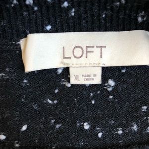 LOFT Sweaters - LOFT Triangle Cut Knit Sweater LOFT Sweaters - LOFT Triangle Cut Knit Sweater
